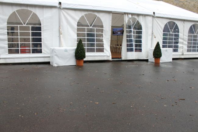 Tente avec leste béton et housse en Seine Maritime